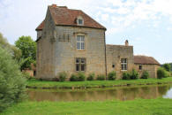 chteau de Lally  Saint-Lger-du-Bois