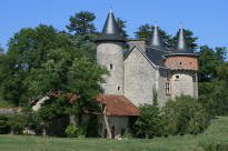 chateau de NeuvialeVilleneuve d’Aveyron