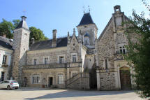 chteau d’Oche   Saint-Priest-les-Fougres