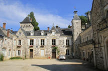 chteau d’Oche   Saint-Priest-les-Fougres