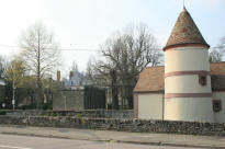 chateau du Mesnil St Denis