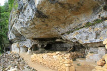 village troglodytique de la Madeleine  Tursac