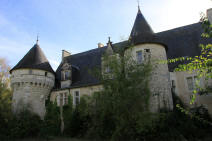 chateau de Saint Bonnet  Srigny