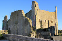 chateau des Evques  Chauvigny