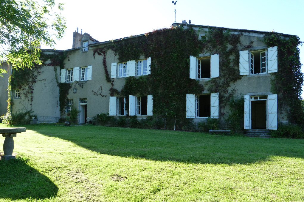 Manoir De Grand Chambois à Mazaye Construit Au Xvie Siècle 9688