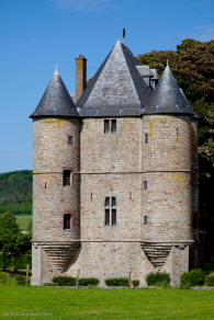 donjon de Bours