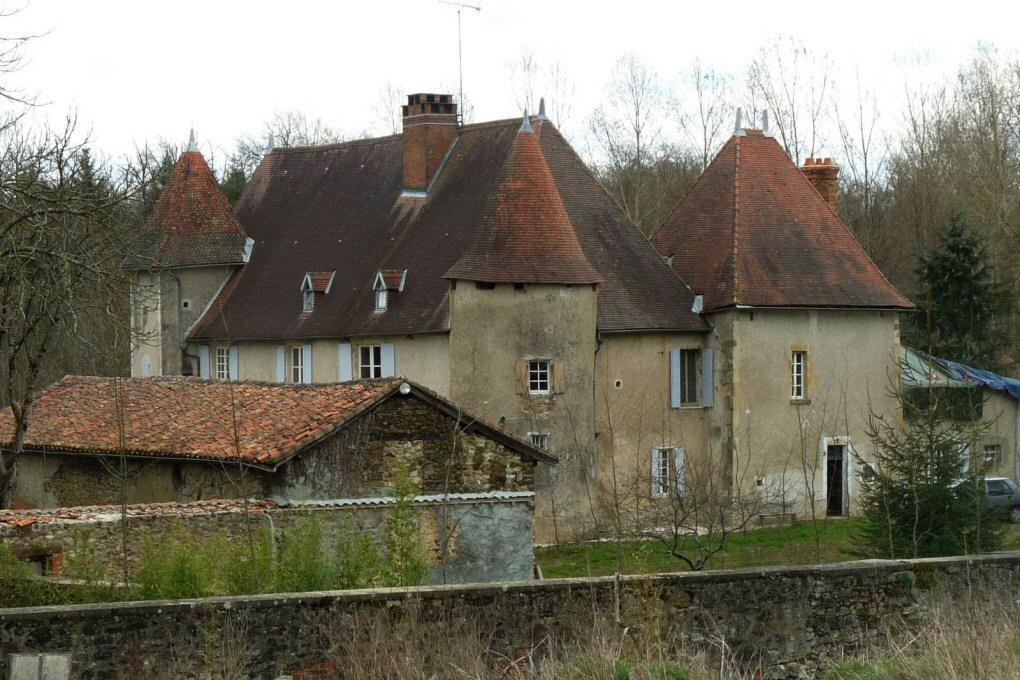 château de Chambes à RoumazièresLoubert, chambres d'hôtes